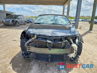 Piąte zdjęcie samochodu w środku: 2019 CHEVROLET MALIBU LS VIN:1G1ZB5ST2KF142719 - miniatura