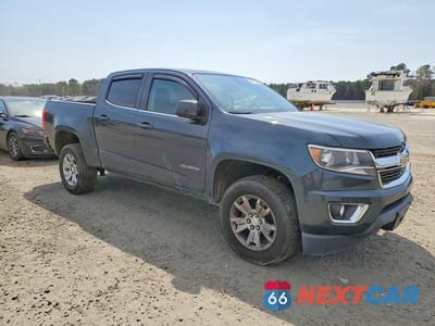 Czwarte zdjęcie samochodu z boku: 2017 CHEVROLET COLORADO LT VIN:1GCGSCEN5H1169855 - miniatura
