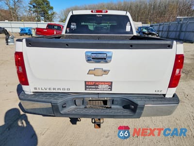 Zdjęcie 6 z 13 samochodu: 2009 CHEVROLET SILVERADO K1500 LTZ VIN:3GCEK33M29G129012 - miniatura