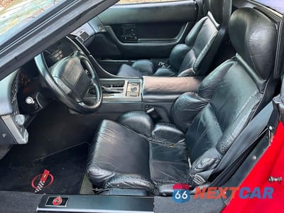 Zdjęcie 6 z 14 samochodu: 1991 CHEV CORVETTE VIN:1G1YY3381M5100723 - miniatura