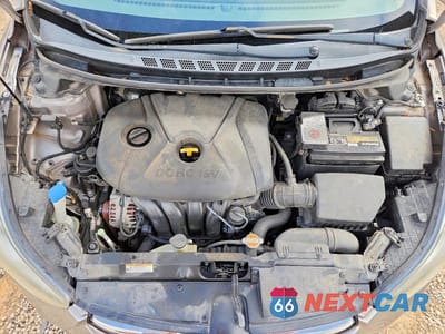 Zdjęcie 11 z 12 samochodu: 2012 HYUNDAI ELANTRA LIMITED VIN:5NPDH4AE1CH117654 - miniatura