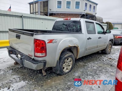 Trzecie zdjęcie samochodu z tyłu: 2013 GMC SIERRA K1500 SLE VIN:3GTP2VE79DG376824 - miniatura