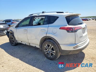 Drugie zdjęcie samochodu z przodu: 2018 TOYOTA RAV4 LE VIN:JTMZFREV4JJ729595 - miniatura