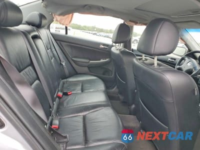 Zdjęcie 10 z 11 samochodu: 2005 HONDA ACCORD EX VIN:1HGCM66595A050776 - miniatura