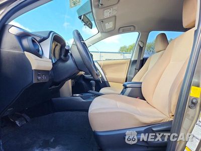 Zdjęcie 7 z 12 samochodu: 2013 TOYOTA RAV4 LE VIN:JTMBFREV4D5002665 - miniatura