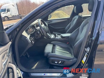 Zdjęcie 12 z 14 samochodu: 2019 BMW 540 XI VIN:WBAJE7C59KG893055 - miniatura