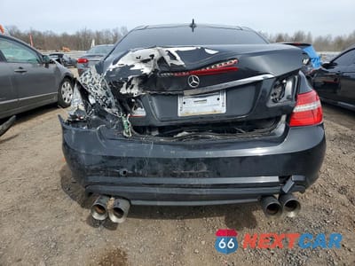 Zdjęcie 6 z 12 samochodu: 2010 MERCEDES-BENZ E 550 VIN:WDDKJ7CB3AF036328 - miniatura