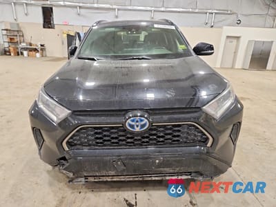 Piąte zdjęcie samochodu w środku: 2021 TOYOTA RAV4 PRIME SE VIN:JTMCB3FV7MD056883 - miniatura