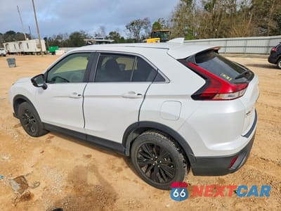 Drugie zdjęcie samochodu z przodu: 2022 MITSUBISHI ECLIPSE CROSS LE VIN:JA4ATVAA1NZ005012 - miniatura