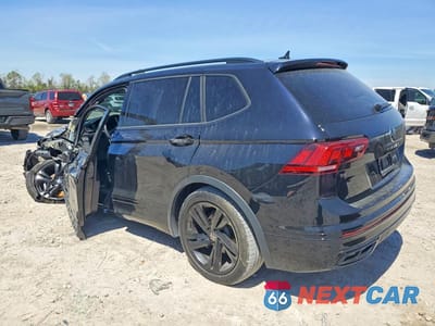 Drugie zdjęcie samochodu z przodu: 2024 VOLKSWAGEN TIGUAN SE R-LINE BLACK VIN:3VV8B7AX6RM011498 - miniatura