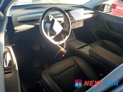 Zdjęcie 8 z 11 samochodu: 2026 TESLA MODEL Y VIN:7SAYGDEE0TF358105 - miniatura