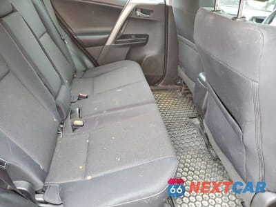 Zdjęcie 11 z 13 samochodu: 2018 TOYOTA RAV4 XLE VIN:2T3RFREV3JW800402 - miniatura
