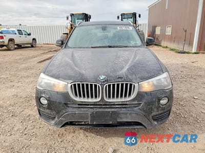 Piąte zdjęcie samochodu w środku: 2016 BMW X3 XDRIVE28I VIN:5UXWX9C53G0D71442 - miniatura