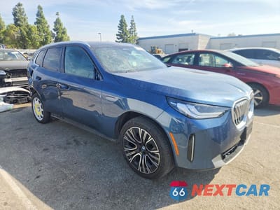 Czwarte zdjęcie samochodu z boku: 2025 BMW X3 30 XDRIVE VIN:5UX53GP03S9Y50892 - miniatura