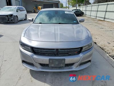 Piąte zdjęcie samochodu w środku: 2018 DODGE CHARGER SXT PLUS VIN:2C3CDXHG1JH133685 - miniatura