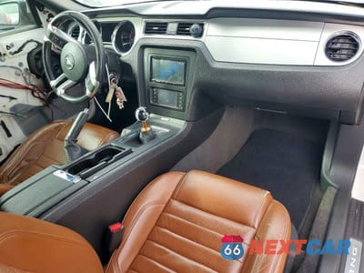 Zdjęcie 8 z 12 samochodu: 2013 FORD MUSTANG GT VIN:1ZVBP8CF9D5202389 - miniatura