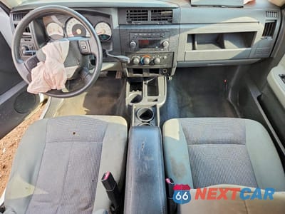 Zdjęcie 8 z 14 samochodu: 2010 DODGE DAKOTA SXT VIN:1D7CE3GK0AS217311 - miniatura