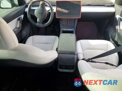 Zdjęcie 8 z 11 samochodu: 2021 TESLA MODEL Y VIN:5YJYGDEE3MF192970 - miniatura
