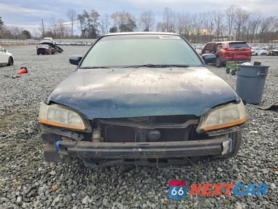 Piąte zdjęcie samochodu w środku: 1998 HONDA ACCORD EX VIN:1HGCG5555WA175391 - miniatura