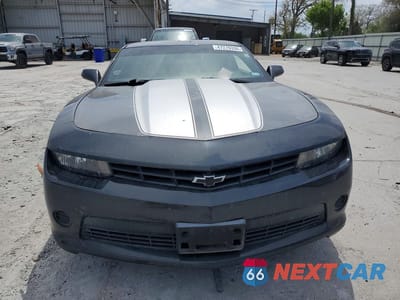 Piąte zdjęcie samochodu w środku: 2015 CHEVROLET CAMARO LS VIN:2G1FB1E37F9207179 - miniatura