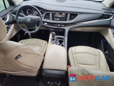 Zdjęcie 8 z 13 samochodu: 2018 BUICK ENCLAVE PREMIUM VIN:5GAERCKW2JJ130258 - miniatura