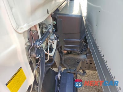 Zdjęcie 11 z 12 samochodu: 2024 ISUZU NPR HD BOX TRUCK VIN:54DC4W1D3RS202835 - miniatura