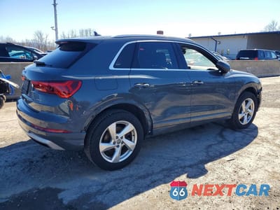 Trzecie zdjęcie samochodu z tyłu: 2020 AUDI Q3 PREMIUM VIN:WA1AECF32L1002270 - miniatura