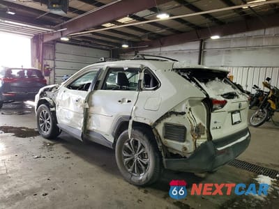 Drugie zdjęcie samochodu z przodu: 2022 TOYOTA RAV4 HYBRID XLE PREMIUM VIN:4T3B6RFV5NU088447 - miniatura