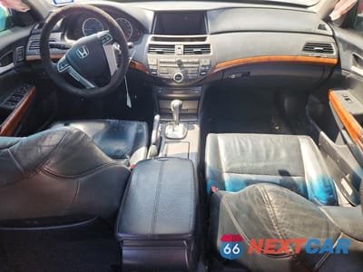 Zdjęcie 8 z 12 samochodu: 2011 HONDA ACCORD VIN:1HGCP3F82BA030042 - miniatura