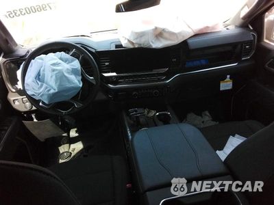 Zdjęcie 8 z 12 samochodu: 2025 CHEVROLET SILVERADO K1500 LT VIN:1GCUKDEDXSZ208691 - miniatura