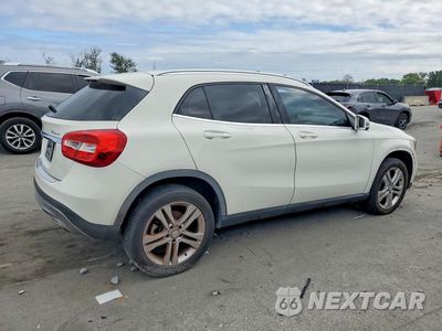 Trzecie zdjęcie samochodu z tyłu: 2015 MERCEDES-BENZ GLA-CLASS GLA 250 4MATIC VIN:WDCTG4GB7FJ181960 - miniatura