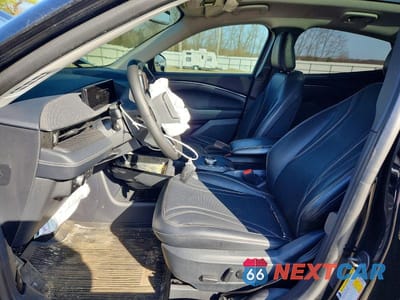 Zdjęcie 7 z 11 samochodu: 2021 FORD MUSTANG MACH-E PREMIUM VIN:3FMTK3SU2MMA43097 - miniatura
