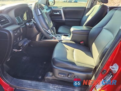 Zdjęcie 7 z 12 samochodu: 2018 TOYOTA 4RUNNER SR5 PREMIUM VIN:JTEBU5JR0J5509450 - miniatura