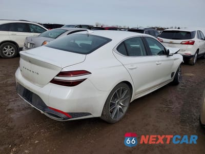 Trzecie zdjęcie samochodu z tyłu: 2025 GENESIS G70 2.5T STANDARD VIN:KMTG34SC2SU150340 - miniatura