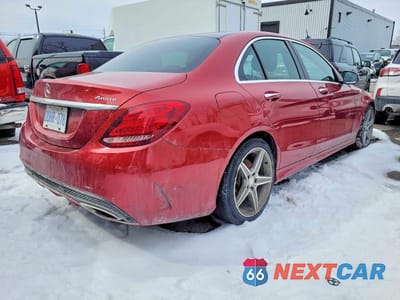 Czwarte zdjęcie samochodu z boku: 2016 MERCEDES-BENZ C 300 4MATIC VIN:55SWF4KB5GU121437 - miniatura