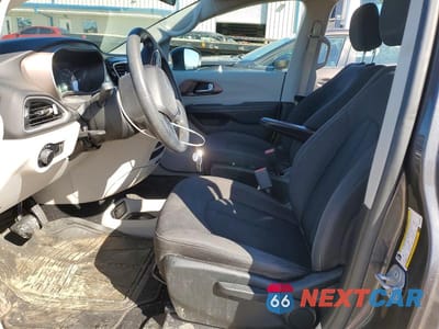 Zdjęcie 7 z 13 samochodu: 2019 CHRYSLER PACIFICA L VIN:2C4RC1AG2KR509550 - miniatura
