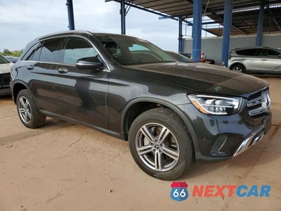 Czwarte zdjęcie samochodu z boku: 2021 MERCEDES-BENZ GLC 300 4MATIC VIN:W1N0G8EB2MV301696 - miniatura