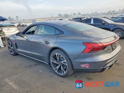 Drugie zdjęcie samochodu z przodu: 2024 AUDI E-TRON GT PREMIUM PLUS VIN:WAUCJBFW8R7003716 - miniatura