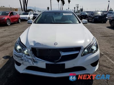 Piąte zdjęcie samochodu w środku: 2015 MERCEDES-BENZ E 400 VIN:WDDKJ6FB9FF307079 - miniatura