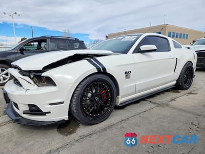 2013 FORD MUSTANG GT 1ZVBP8CF4D5219133 - główne zdjęcie licytacji z USA - miniatura