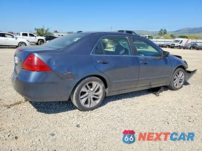 Trzecie zdjęcie samochodu z tyłu: 2007 HONDA ACCORD EX VIN:JHMCM56867C002113 - miniatura