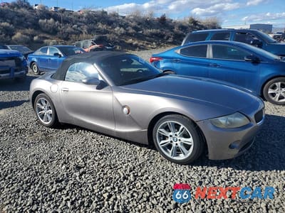 Czwarte zdjęcie samochodu z boku: 2003 BMW Z4 3.0 VIN:4USBT53423LU00229 - miniatura