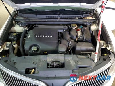 Zdjęcie 10 z 11 samochodu: 2013 LINCOLN MKS VIN:1LNHL9EK6DG614892 - miniatura