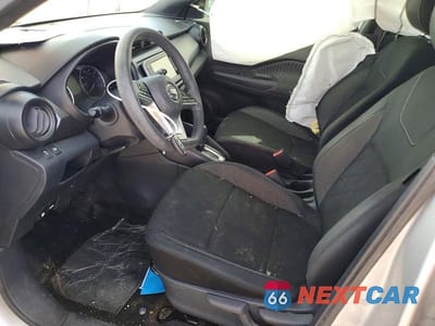 Zdjęcie 7 z 12 samochodu: 2019 NISSAN KICKS S VIN:3N1CP5CU8KL514627 - miniatura