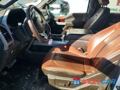 Zdjęcie 7 z 11 samochodu: 2022 FORD F450 SUPER DUTY VIN:1FT8W4DT1NEF54008 - miniatura