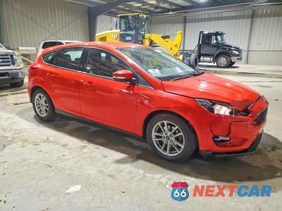 Czwarte zdjęcie samochodu z boku: 2017 FORD FOCUS VIN:1FADP3K28HL203957 - miniatura