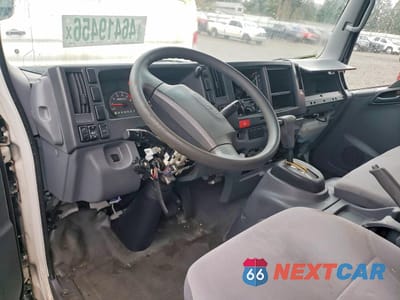 Zdjęcie 8 z 13 samochodu: 2016 ISUZU NPR HD DELIVERY TRUCK VIN:54DB4W1B6GS806273 - miniatura