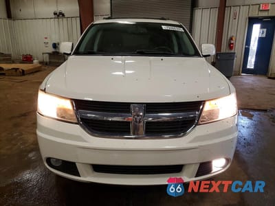 Piąte zdjęcie samochodu w środku: 2010 DODGE JOURNEY R VIN:3D4PG6FV2AT184610 - miniatura