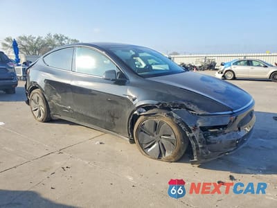 Czwarte zdjęcie samochodu z boku: 2026 TESLA MODEL Y VIN:7SAYGDED0TA437696 - miniatura