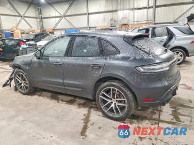 Drugie zdjęcie samochodu z przodu: 2024 PORSCHE MACAN VIN:WP1AA2A52RLB08640 - miniatura